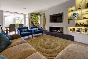 Photo 11- click for photo gallery